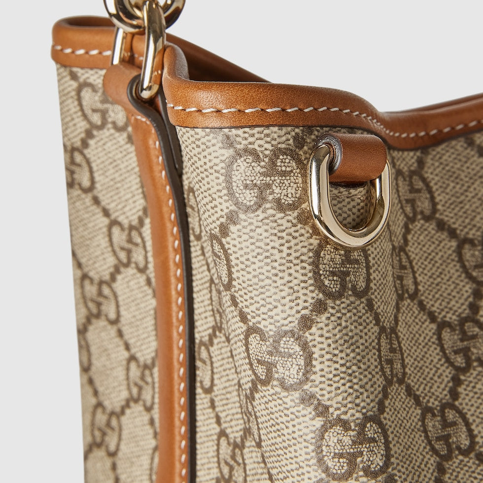 GG EMBLEM SMALL BUCKET BAG