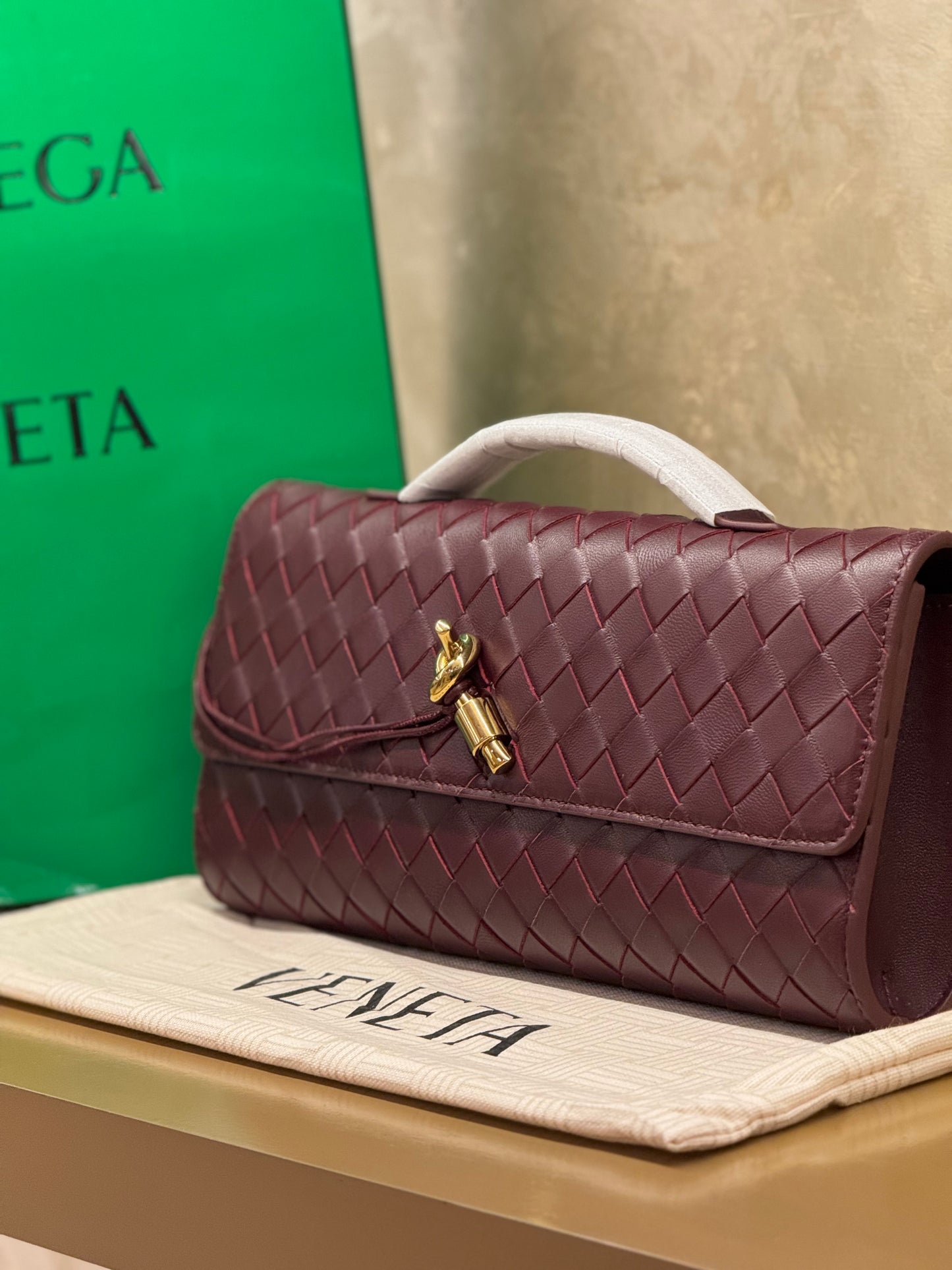 Bottega Veneta - Andiamo Clutch