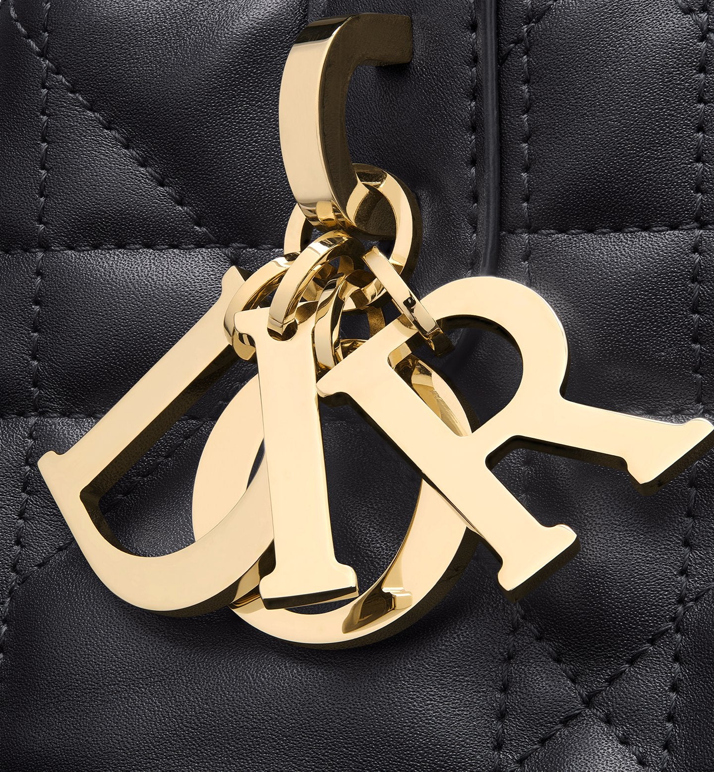 Medium Dior Toujours Bag