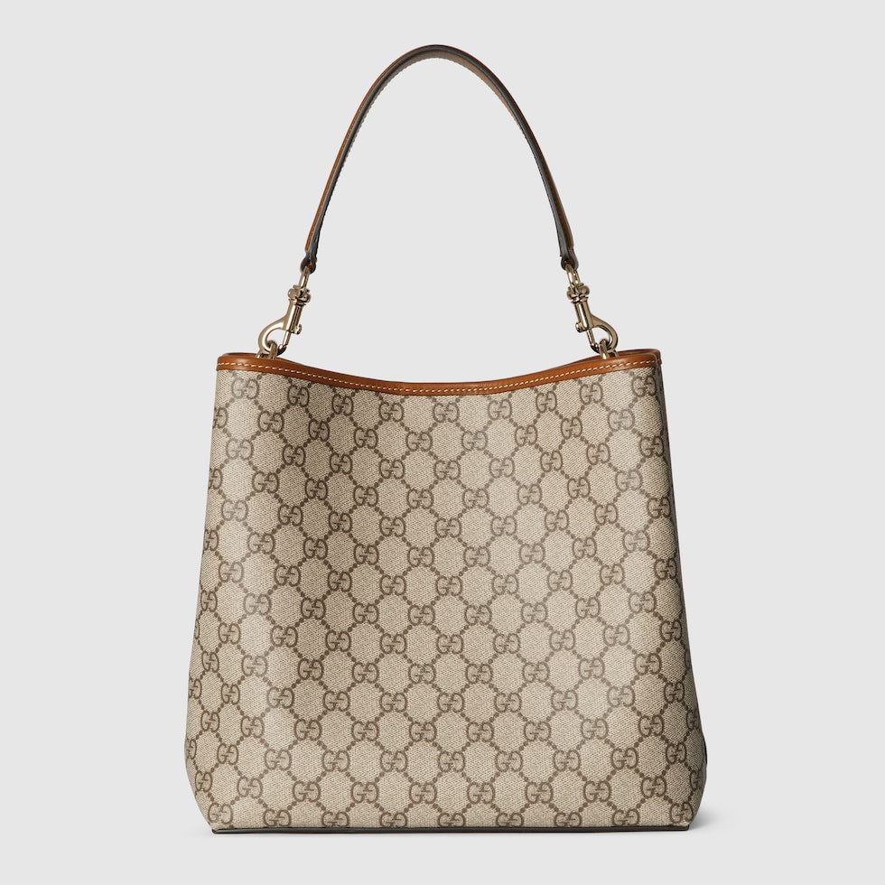GG EMBLEM MEDIUM BUCKET BAG