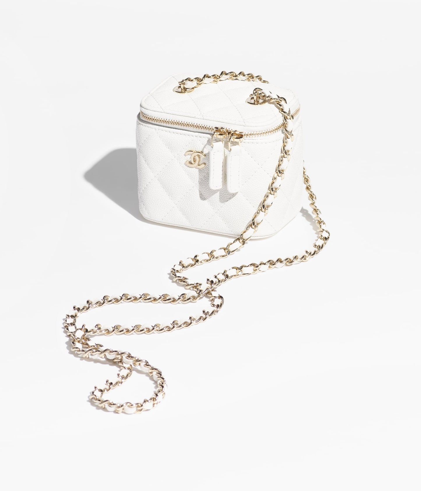 CLASSIC SMALL VANITY WITH CHAIN