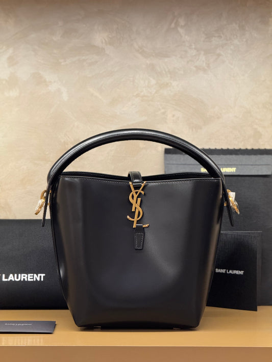 Saint Laurent Le 37 Small In Shiny Leather