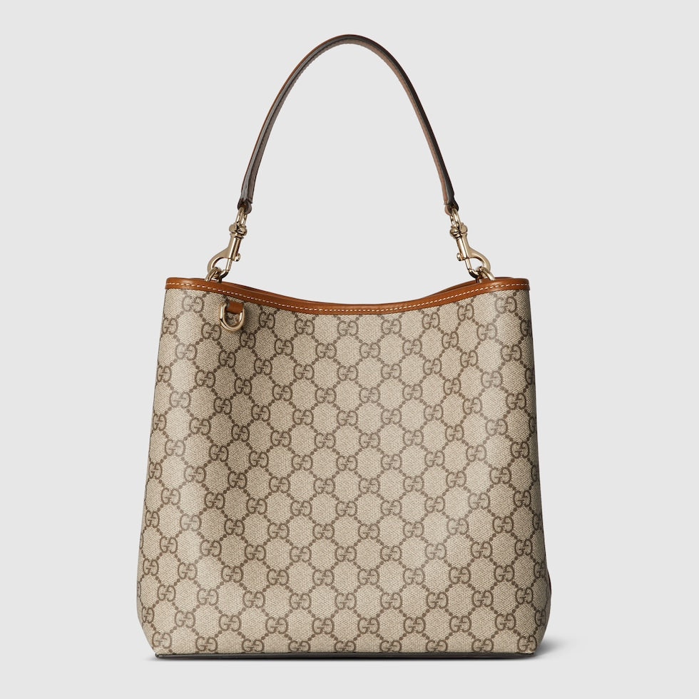 GG EMBLEM MEDIUM BUCKET BAG