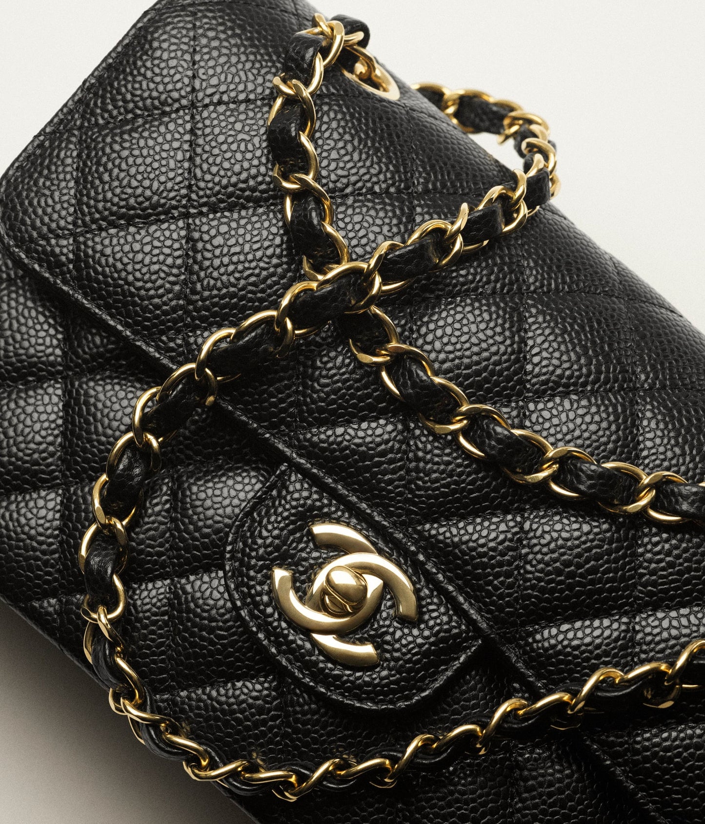 SMALL CLASSIC HANDBAG