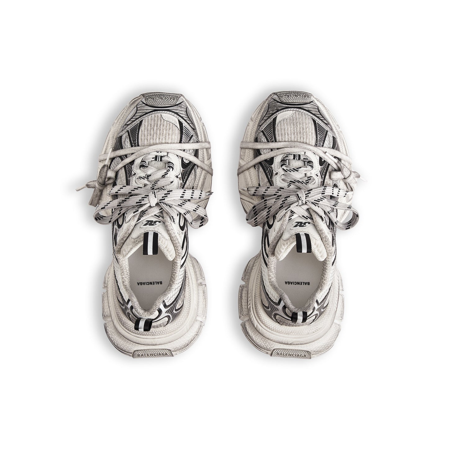 3XL SNEAKER IN WHITE/BLACK
